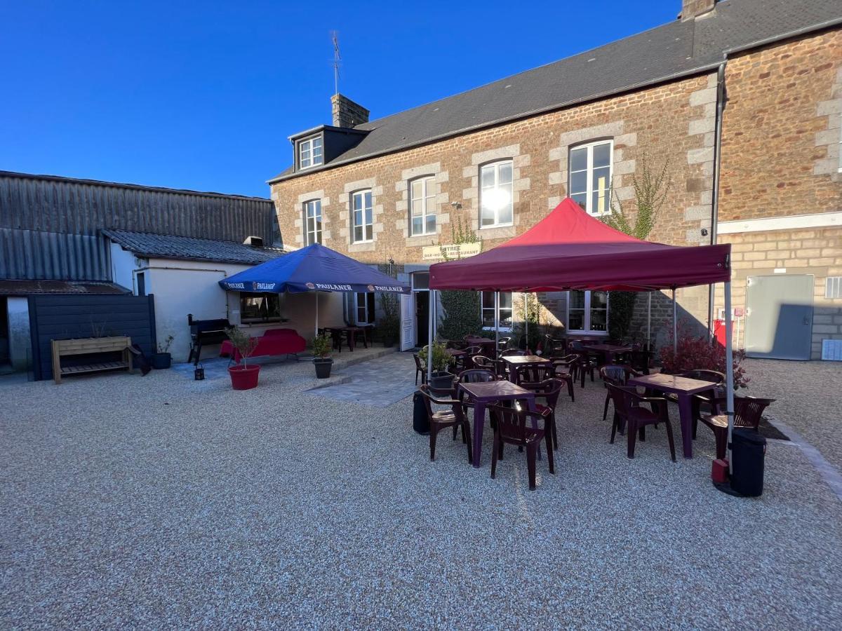 Hotel Au Pere Tranquille Tinchebray-Bocage Exteriér fotografie